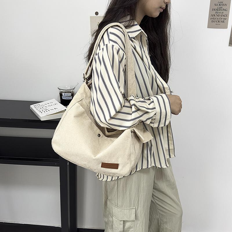 2024 большая вместительная сумка женская новая мода вельветовая сумка через плечо большая сумка высокого класса сумка-тоут прилив