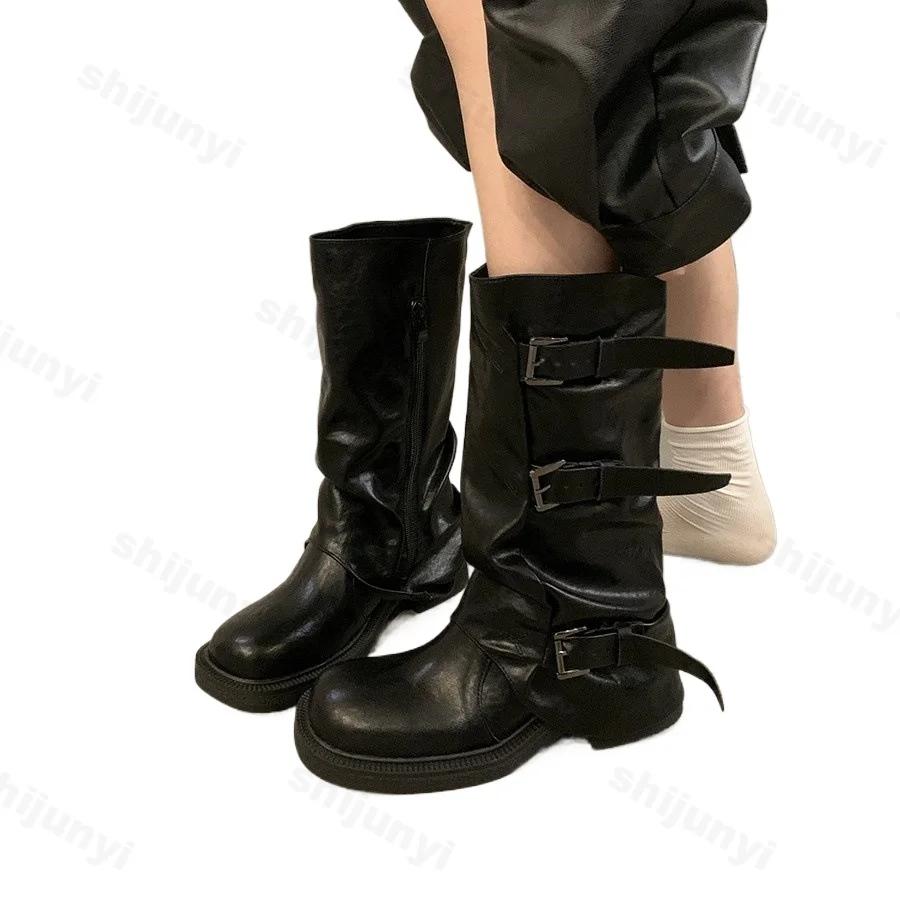 Модные ретро-сапоги до середины голени с пряжкой на ремне 2024 года, новые черные сапоги с круглым носком и плиссировкой, на толстом каблуке для женщин, с боковой молнией, современная обувь