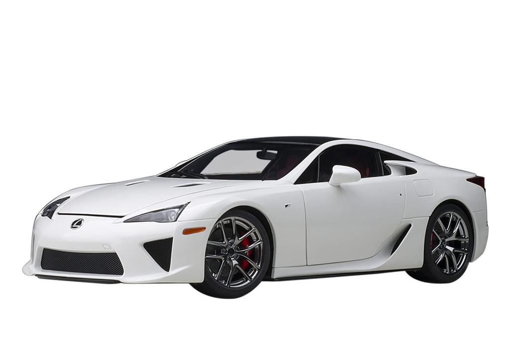 AUTOart Scale Lexus LFA Carbon Finished Product 1/18 (Whitest White/Black Fiber)