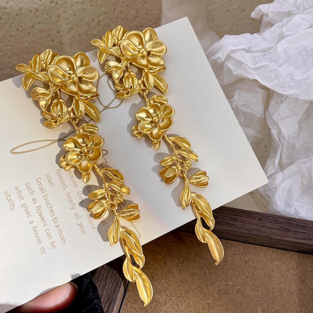 Преувеличенные серьги с золотым цветком, женские ретро-серьги среднего возраста, длинные серьги
