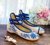Low Heels, Single Shoes, Blue and White Porcelain Shallow Mouth Beef Tendon Sole Embroidered Cloth Women's Shoes, Mother Shoes Dance