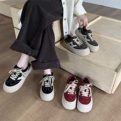 Женская обувь – Кроссовки