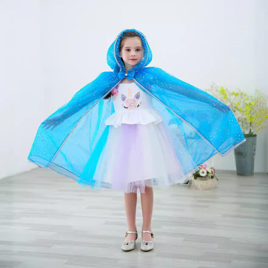 Halloween cape children's cape costume girls Frozen Princess Elsa wearing a witch cape