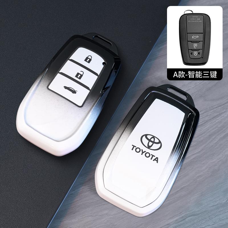 TPU Car Alloy Leather Key Case For Toyota Land Cruiser 200 300 Prado Crown TLK 200 Yaris Cross Hilux Innova Fortuner Camry 55
