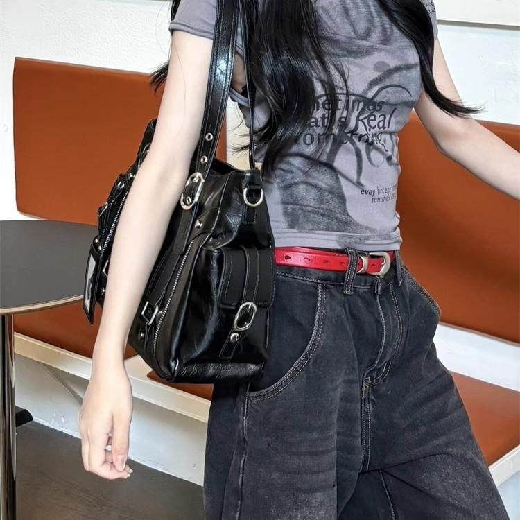 Sweet and Cool Wind Large Capacity Tote Bag 2025 New Trendy Personality Versatile Portable Uniform Bag Simple Y2K Shoulder Bag