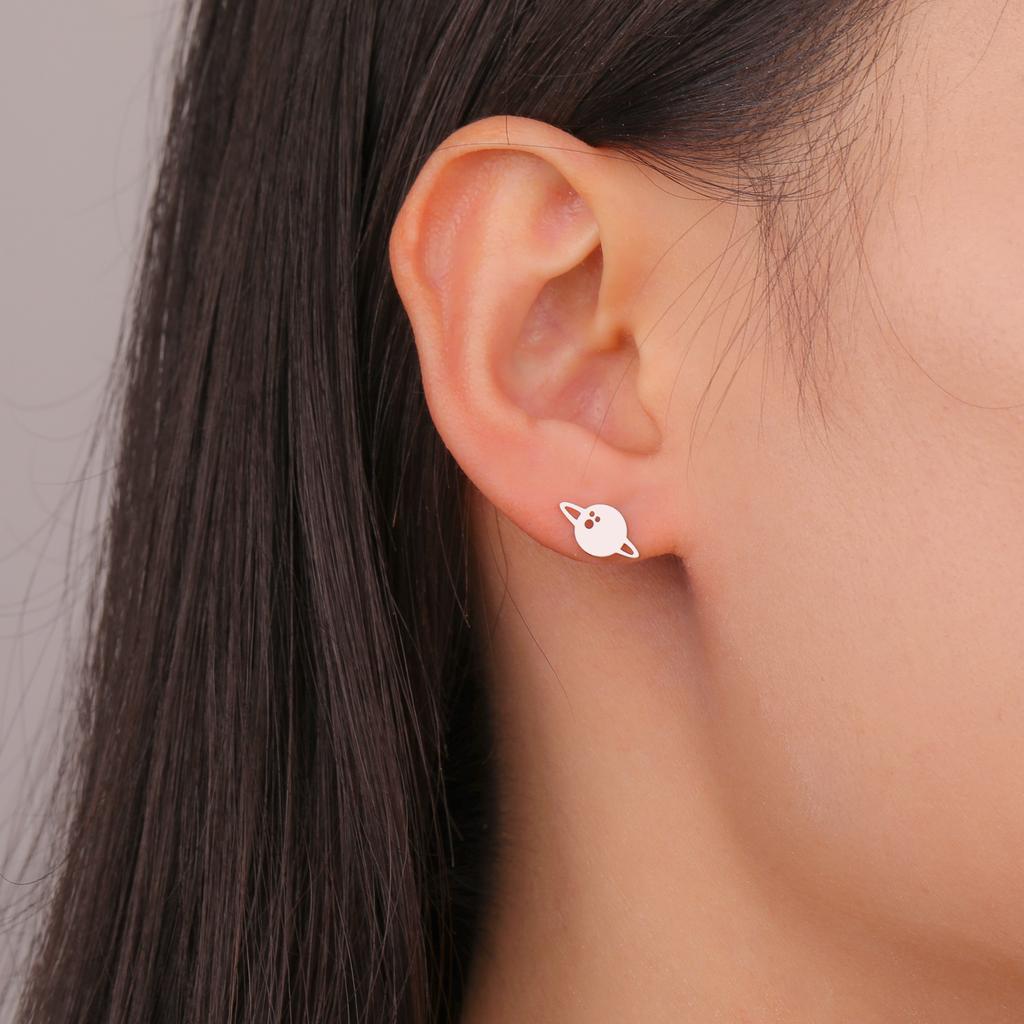 Cazador Asymmetrical Cute Mini Planet Jupiter Rocket Stud Earrings for Women Stainless Steel Jewelry Piercing Earrings Gift 2026