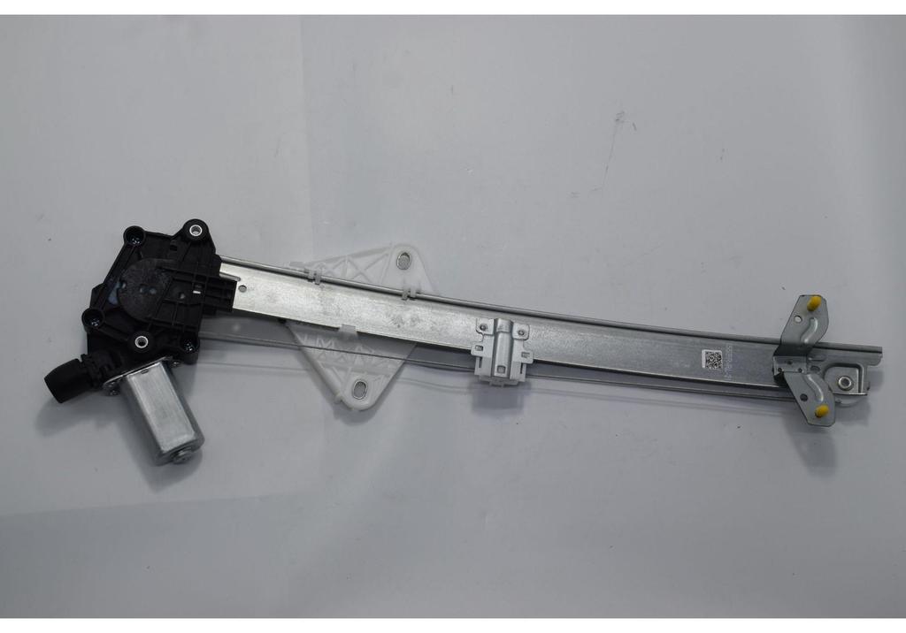 Механизм стеклоподъемника 69820-60070 для Land Cruiser UZL100