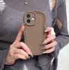 Ins простой нишевый стиль подходит для iPhone15promax Apple 16 чехол для мобильного телефона 13/14 волнистый край мягкий чехол 12