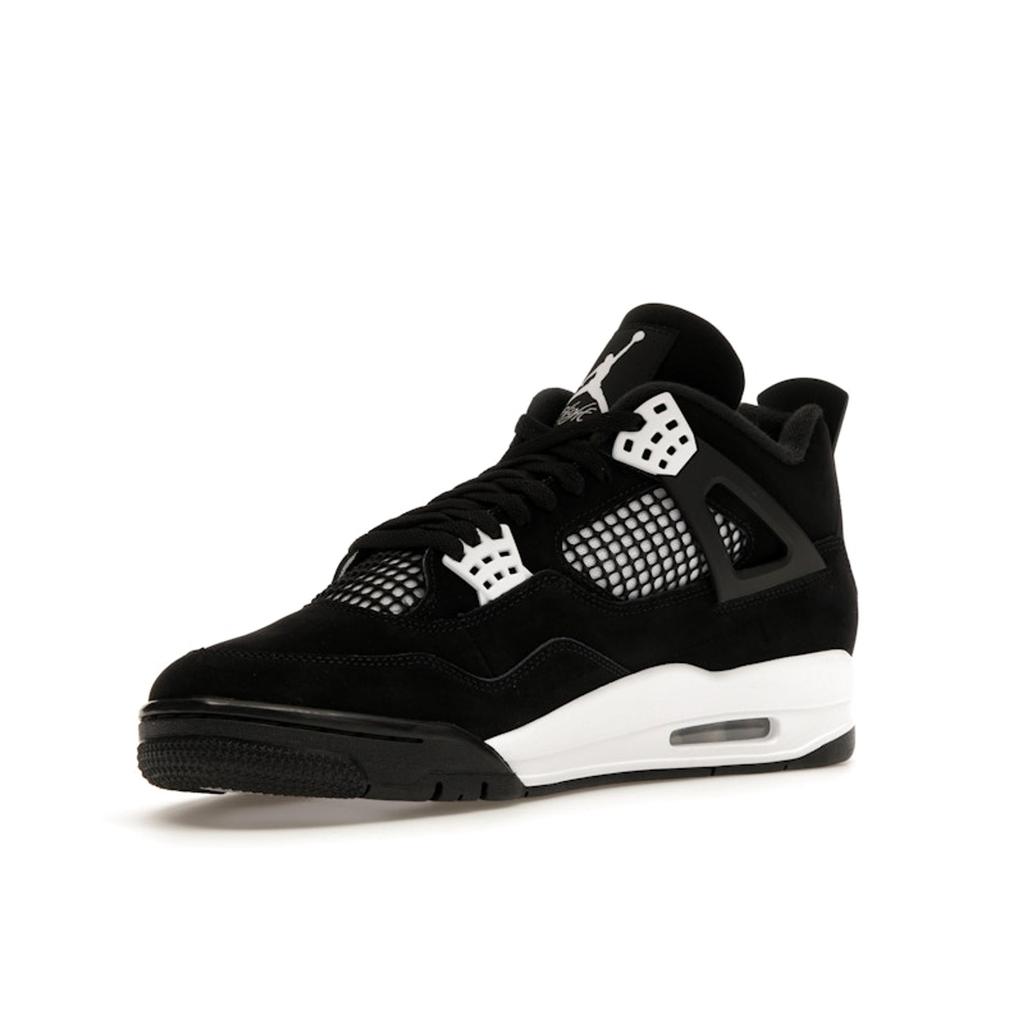 Кроссовки Air Jordan 4 Retro White Thunder Unisex черные FQ8138-001