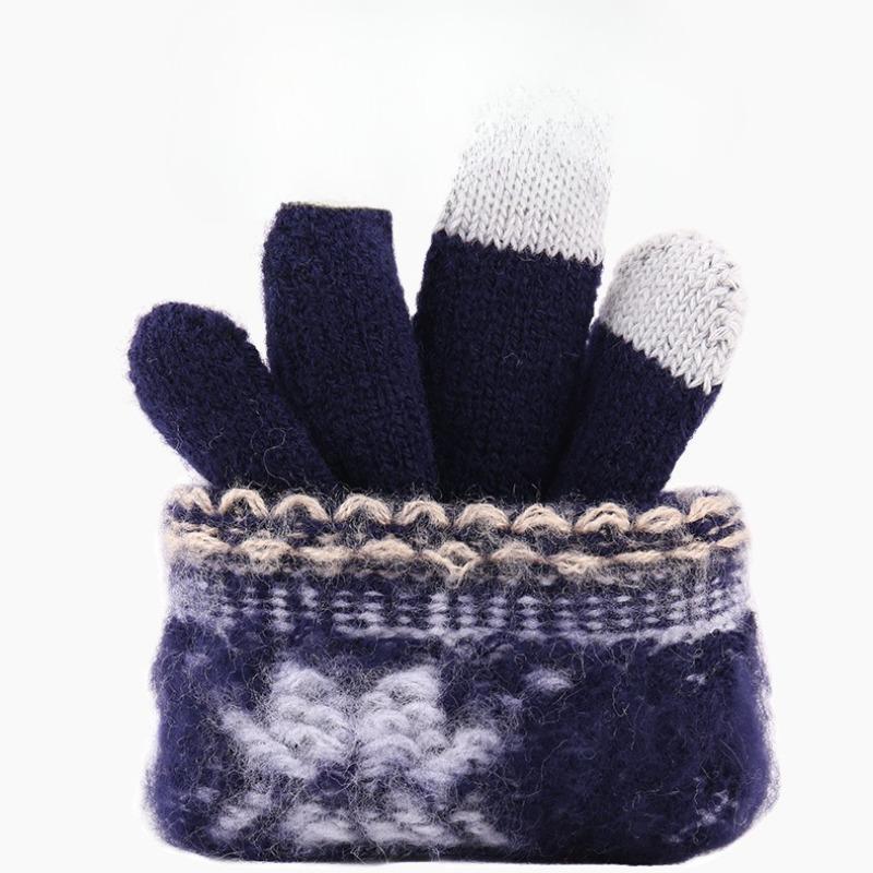 New knitted wool touch screen gloves men and women keep warm in autumn and winter Christmas magic adult cold protection