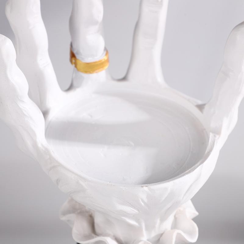 Украшение на Хэллоуин Подсвечник в виде руки ведьмы Смоляная настольная свеча Готический домашний декор Страшная ладонь дьявола Украшение в виде руки дьявола