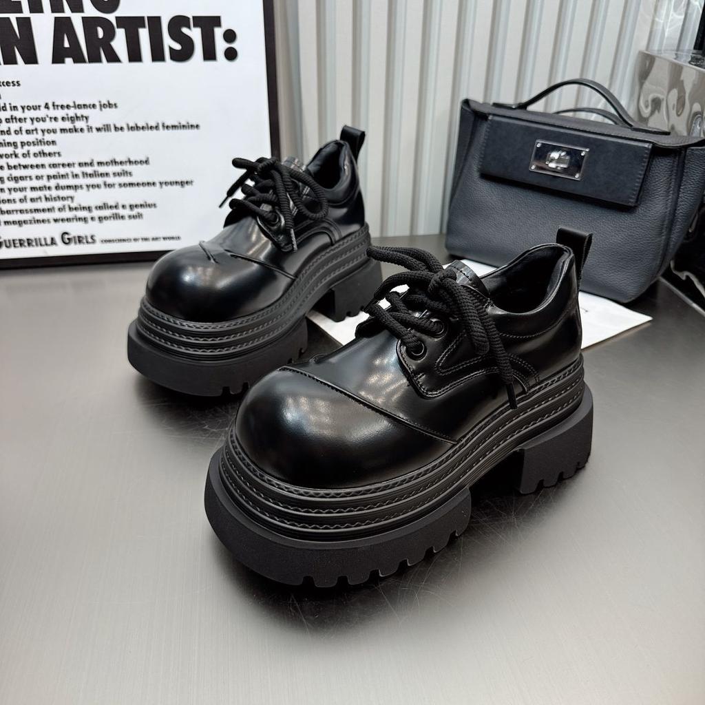 Маленькие кожаные туфли женские на платформе маффины модные увеличивающие рост одинарные туфли маленькие ретро коричневые кожаные туфли британские лоферы