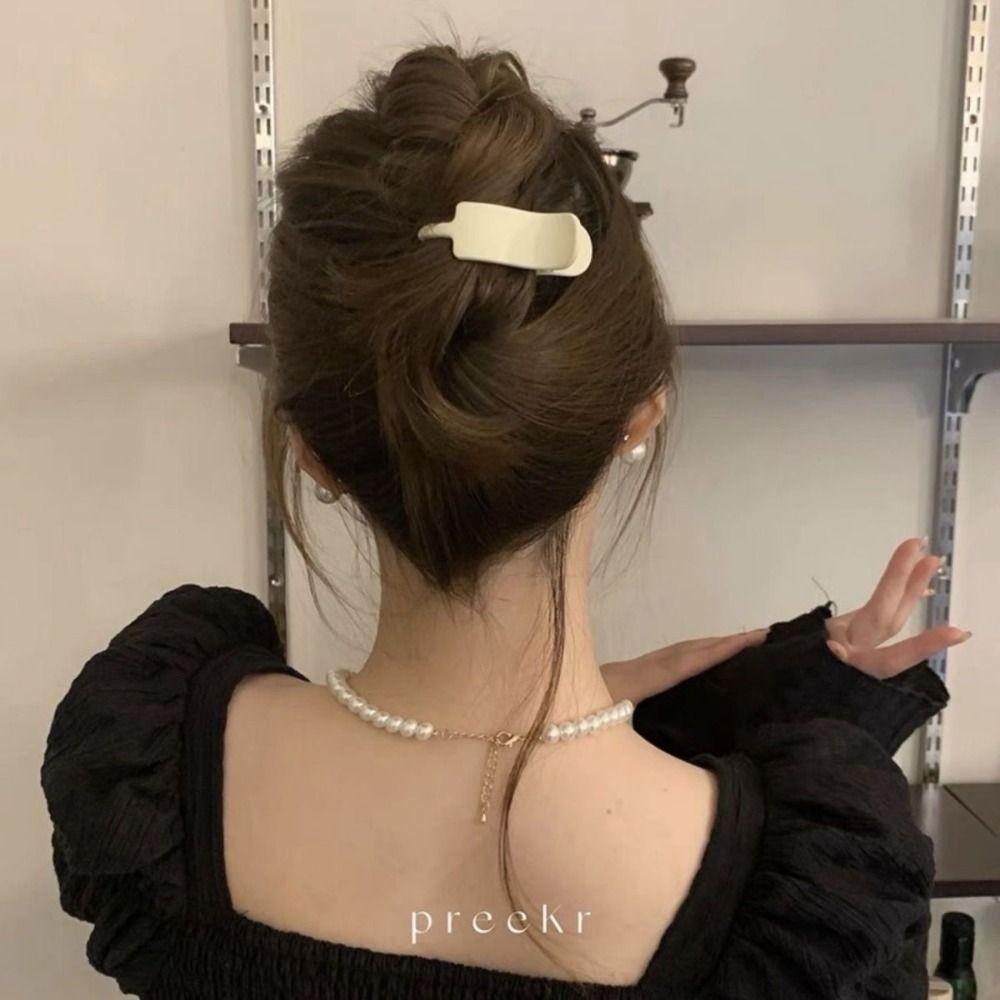 Solid Color Small Hair Claw Clips Simple Barrette Fashion Ponytail Hair Clip  Women
