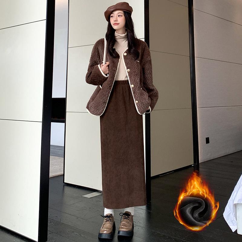 Maillard High Waist Wool Skirt for Women - Plus Size Autumn/Winter Slimming, High-End Design, Long Slit.