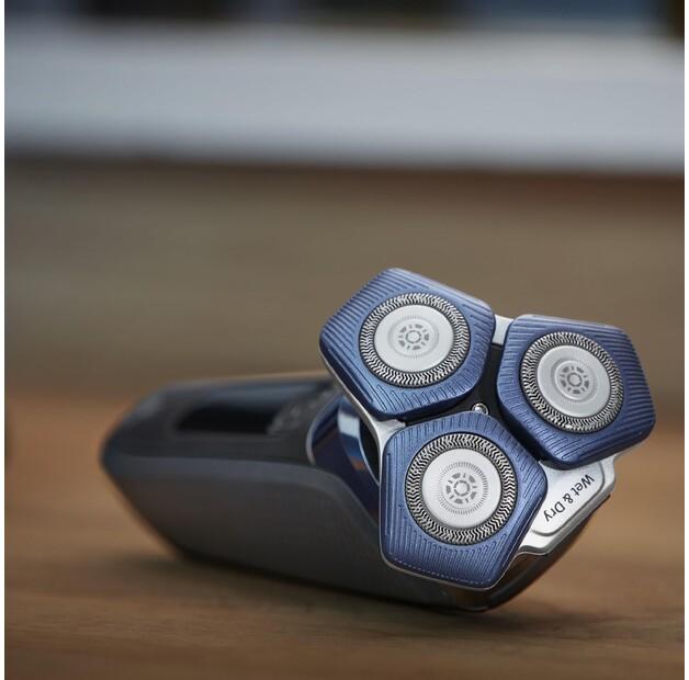 Philips Series 7000 SkinIQ Razor S7885/50