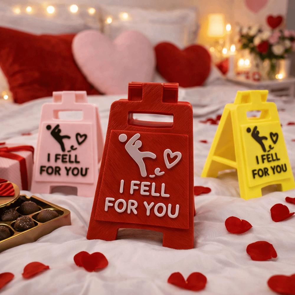 Desktop Ornament Falling In Love Signboard Mini Size Love Letter Romantic Sign Spouse Gift