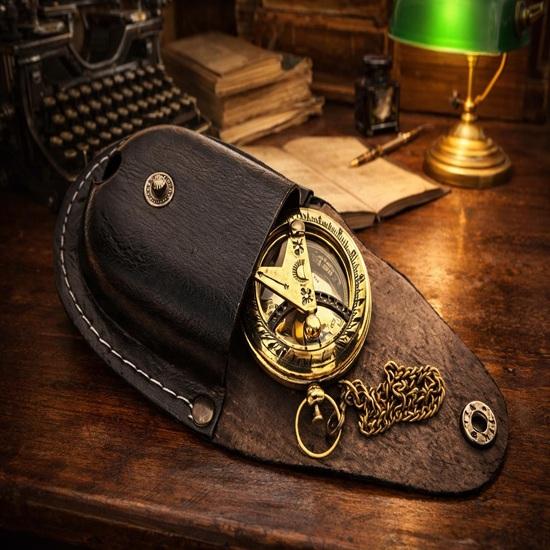 Pocket Polish Brass Sundial Compass with Leather Case and Chain Push Open Compass 5.08 cm Steampunk Accessory Beautiful Gift