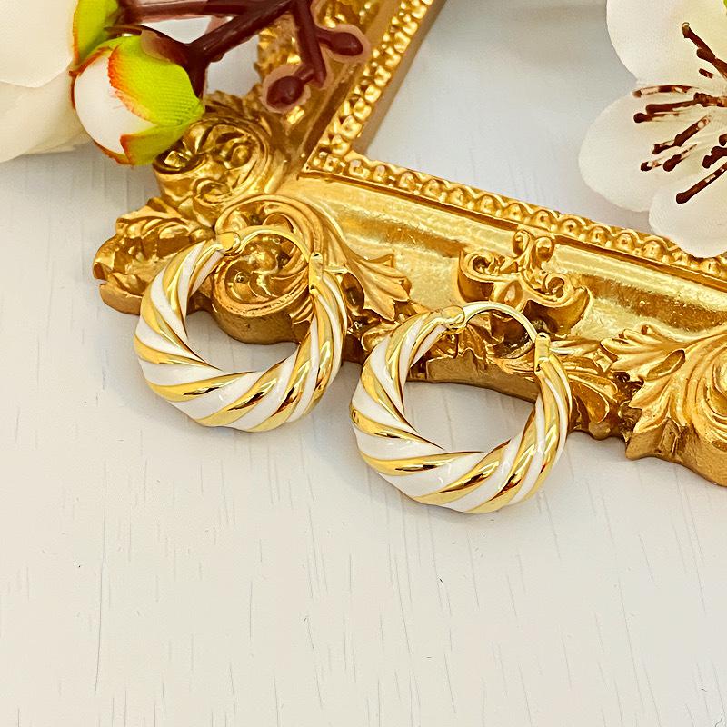 Серьги-кольца «Анкара Ред Дрип Глейз» в виде скрученного узла - Элитные эмалевые серьги-клипсы с цветными блоками.