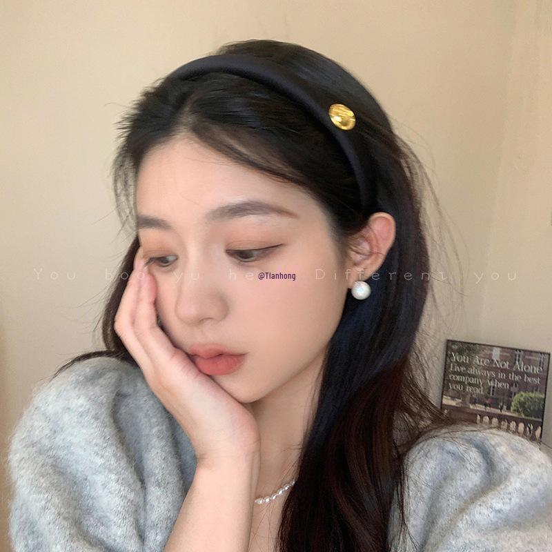 Женская черная повязка на голову Gold Label с черепом 2025 - Роскошный аксессуар для волос для умывания и многого другого