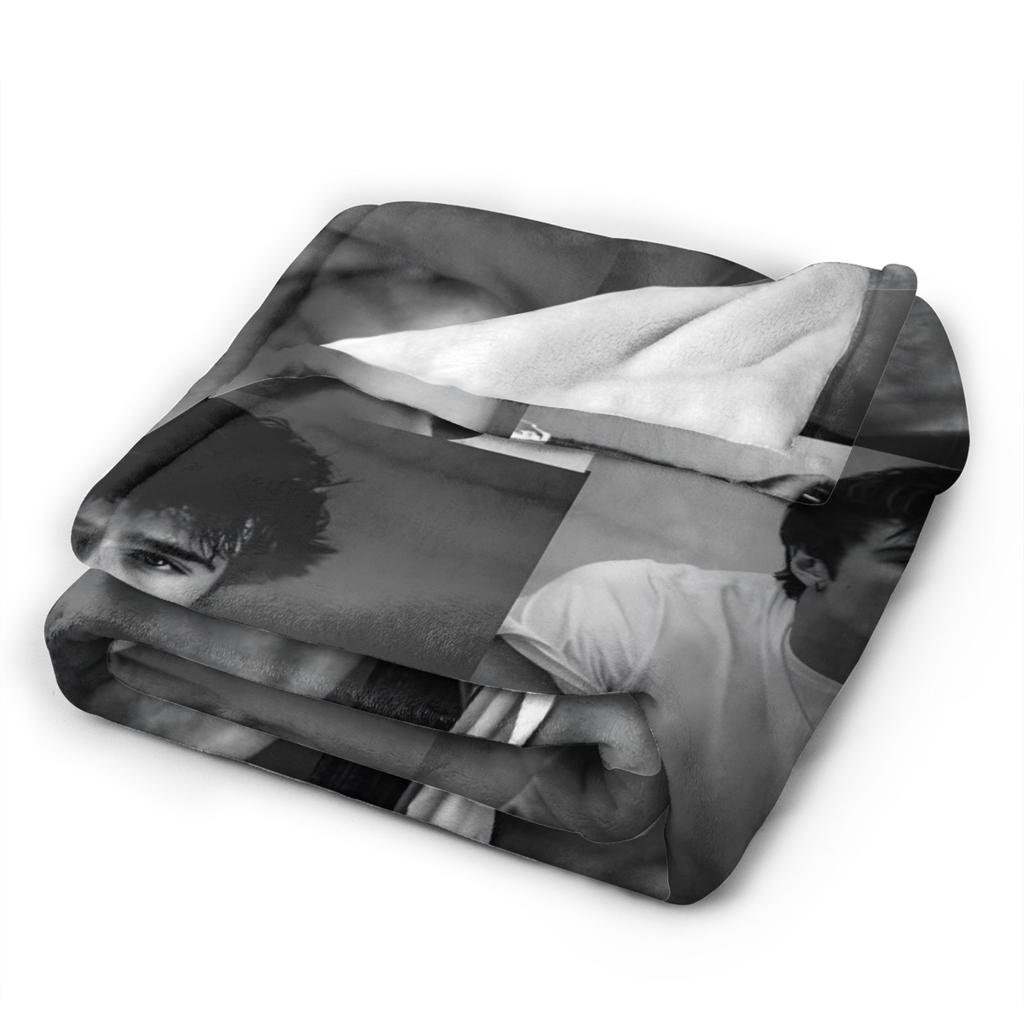Jacob Elordi Actor Photo Collage Soft Warm Blankets Office Plush Throw Blanket Home Decor Flannel Bedspread Sofa Bed Cover