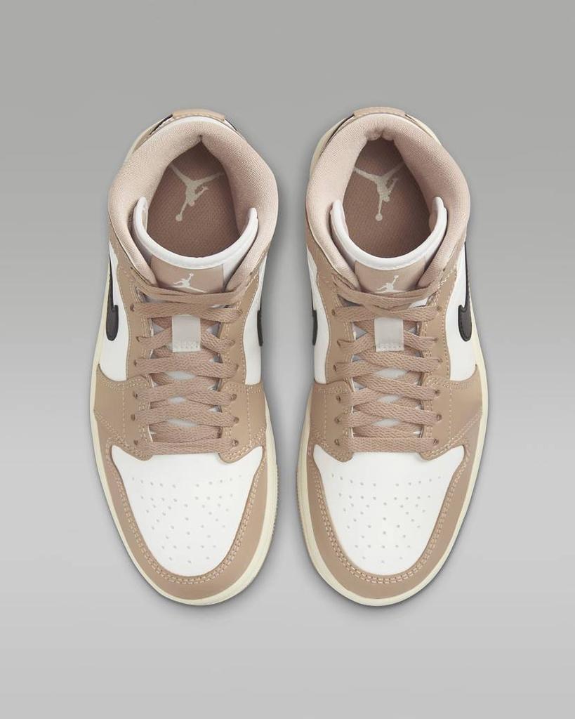 BQ6472-103 Nike Air Jordan 1 Mid Desert (Женский)