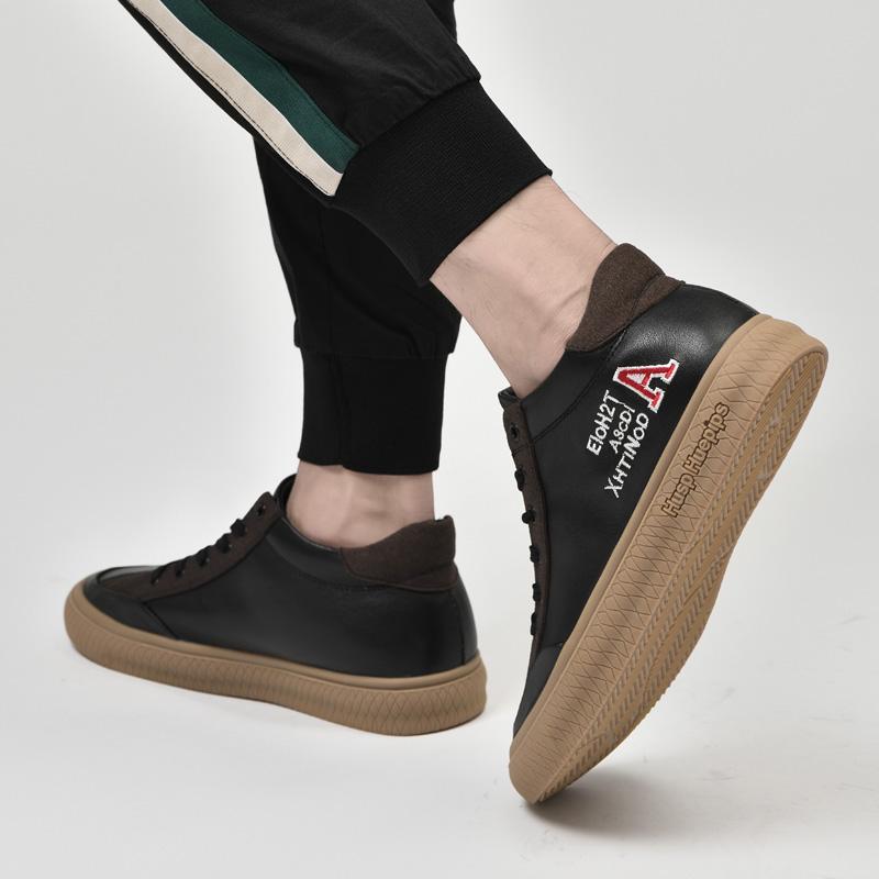 Новое поступление, мужские мотоциклетные ботинки из натуральной кожи 2024 года, модная мужская удобная повседневная обувь, универсальные низкие кроссовки для мужчин