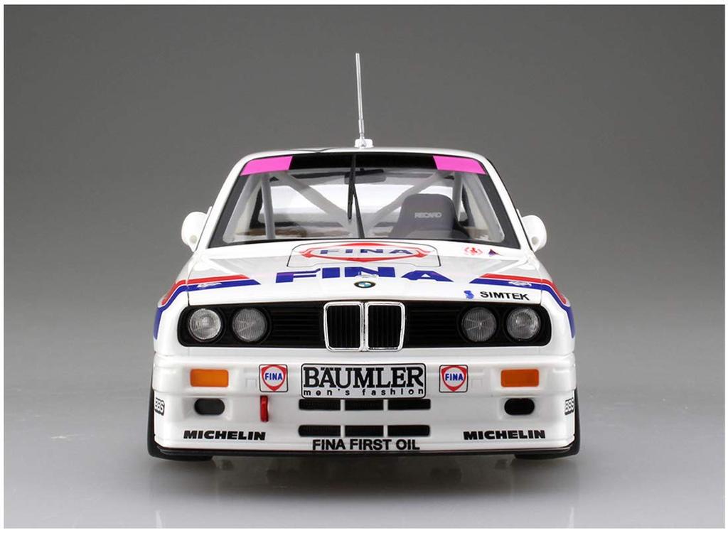 Aoshima Bunka Kyozai BEEMAX Series 24 BMW M3 E30 Sports Evolution 1992 German Specification Plastic Model 1/24 No.
