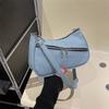 2024 джинсовая новая корейская версия модной индивидуальности, модный стиль локомотива гриппа, иностранный стиль, одно плечо, подмышечная женская сумка