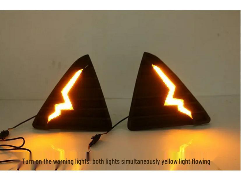 Светодиодный комплект дневных ходовых огней и противотуманных фар для Ford Focus 2012 года - Передний бампер, модифицированный с функцией бегущего огня.