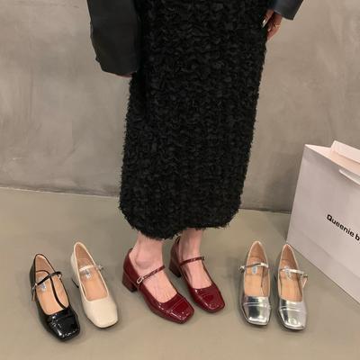 Летние новые модели с красными высокими каблуками, вечерние туфли, одинарные туфли, женская обувь 2025, серебряная юбка, толстый каблук, Мэри Джейн