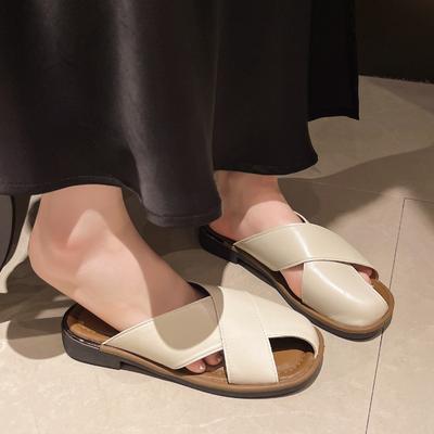 Мягкая подошва Baotou тапочки женская одежда 2024 новые плоские ленивые без застежек удобные студенческие полутапочки