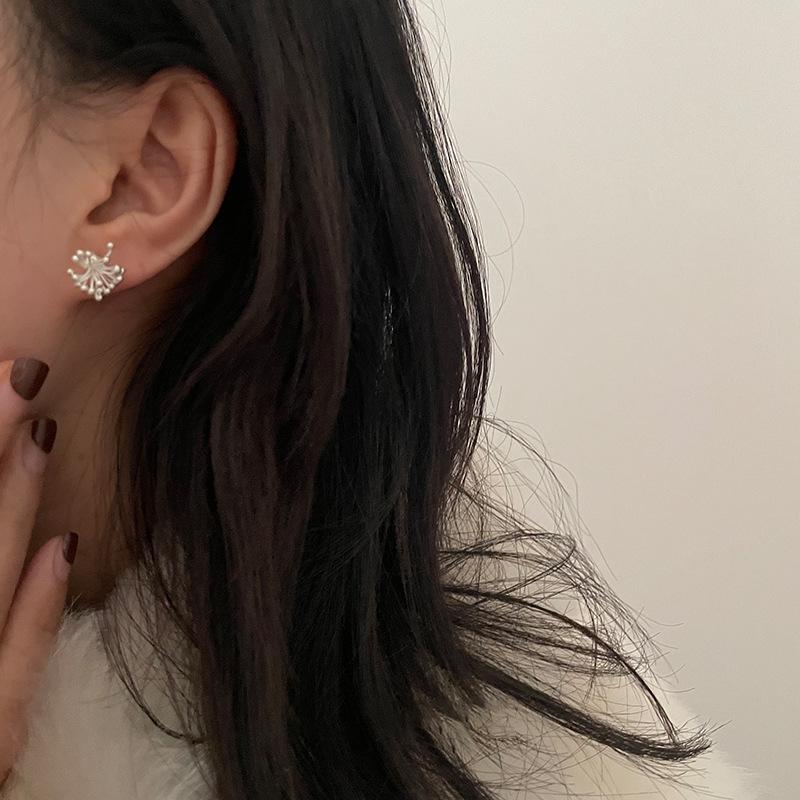 Изысканные серьги-пусеты в стиле ретро, Гонконгский фейерверк: Стильные, Модные и Универсальные Аксессуары для Женщин