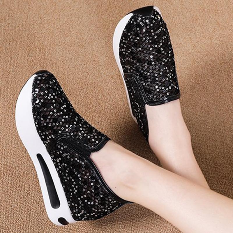 Fashion 2025 Elegant Bling Mesh Sports Shoes Women Fashion Plus Size Platform Sneakers Woman Slip On Soft Insole Vulcanize Shoes Female