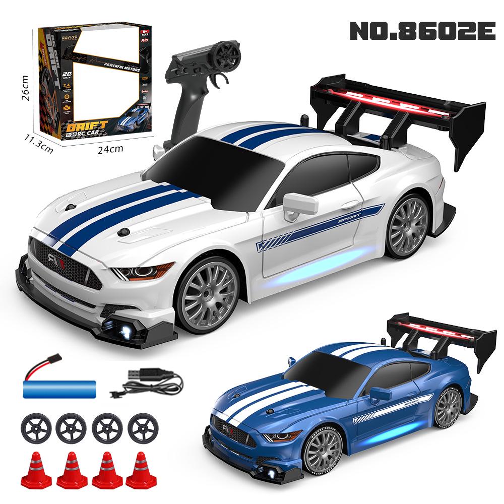 1/24 AE86 RC Drift Car with Lights: High-Speed, Four-Wheel Drive, Rechargeable Mini GTR for Boys