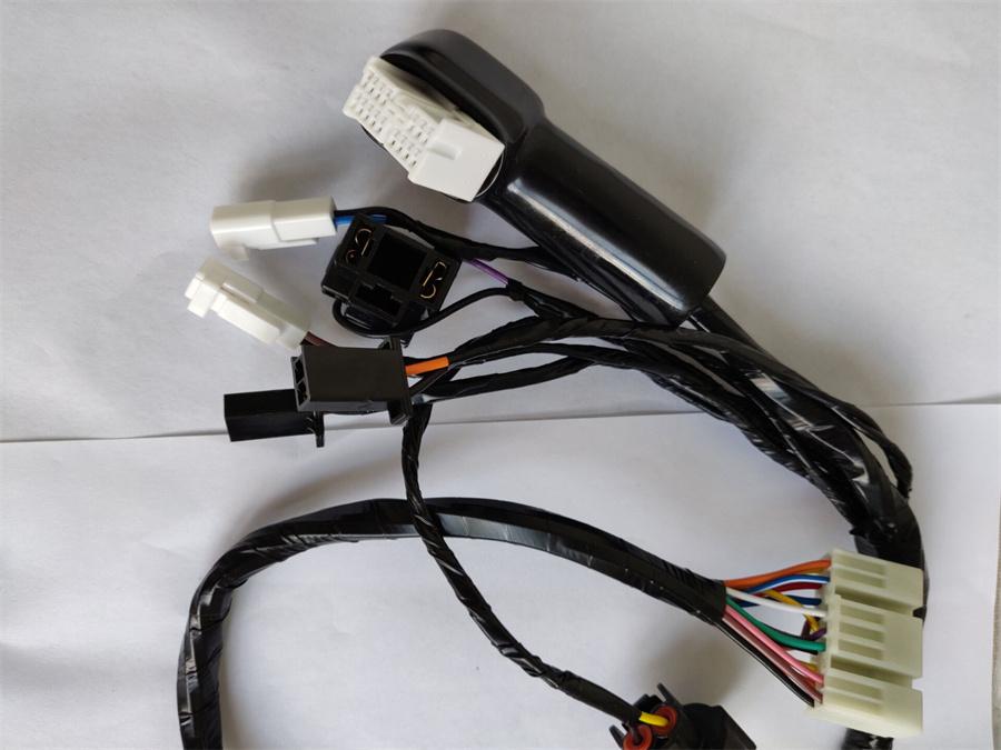 Жгут проводов фары в сборе для Suzuki GSXR 600 / 750 06 07