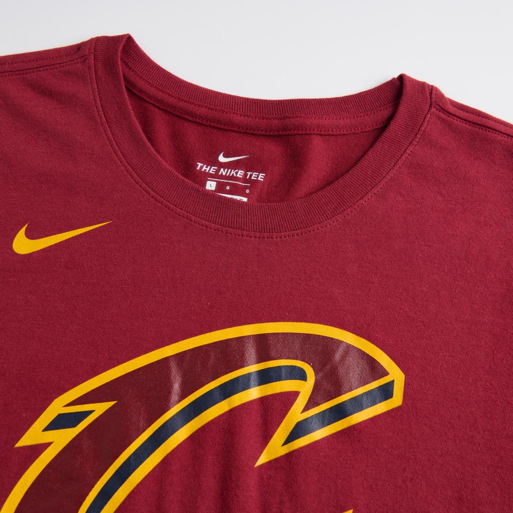 Nike Коллаборация НБА Футболка Cleveland Cavaliers Dri-Fit Классический принт с логотипом команды Быстросохнущая Круглый вырез Короткий рукав Детские топы Красный 3Z2B711E1-CAV