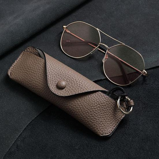 Portable Glasses Storage Bag with Lanyard Soft Faux Leather Sunglasses Case Women Men Myopia Eyeglass Organizer Outdoor Travel Glasses Carrying Bag