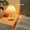 Легкая роскошь, бытовая прикроватная светодиодная настольная лампа, скандинавская современная простая креативная декорация, лампа для чтения для кабинета из массива дерева, декор комнаты