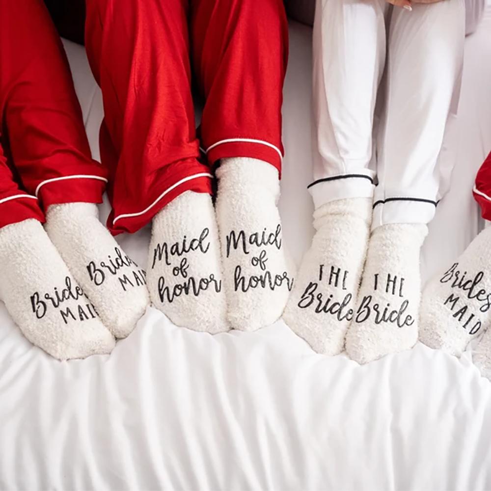 Носки подружки невесты подарок подружке невесты пушистые для невесты девичник мальчишник подарок на предложение свадебные парные носки