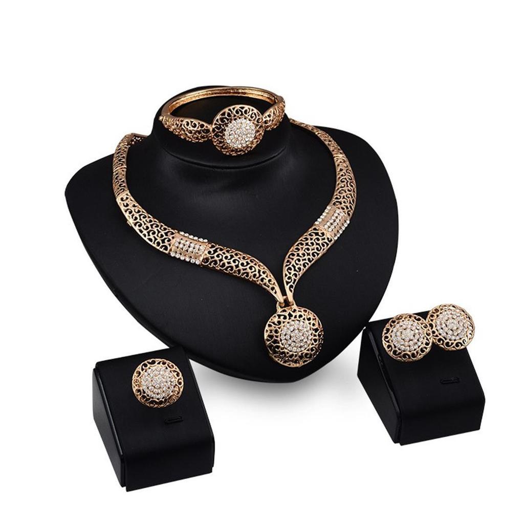 5-Piece Exaggerated Rhinestone Jewelry Set: Necklace, Earrings, Ring, Bracelet for Women's Wedding