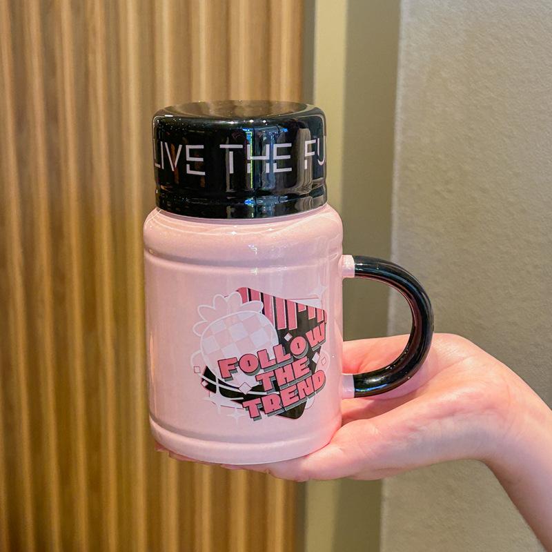 A High Value Cartoon Kettle for A Girl's Best Friend's Birthday Gift Practical Ceramic Mug Souvenir Gift Box