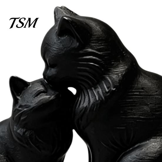Cat Lover Birthday Present 3D Printed Figurine, Cute Mother And Baby Kitten Statue, Minimalist Desk Accessories Animal Ornament for Home, Office,