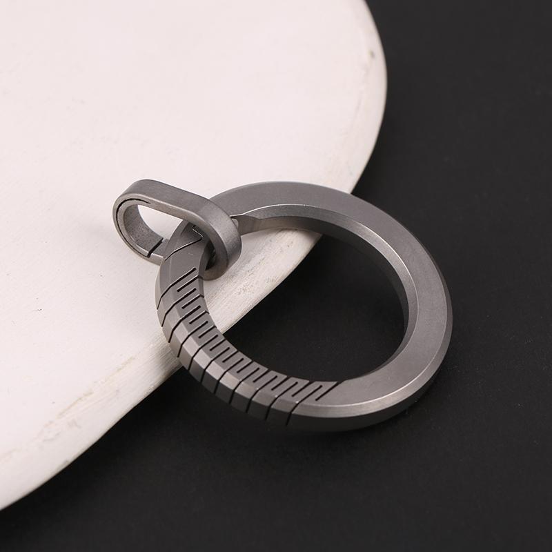 Брелок из титанового сплава для ключей, мужской брелок с многофункциональной пряжкой, индивидуальность