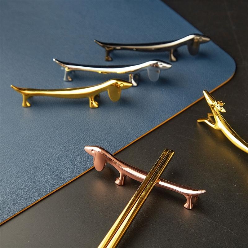 Convenient Zinc Alloy Sausage Dog Chopstick Stands Handy Dachshund Chopstick Stand Holder Durable Kitchen Accessories