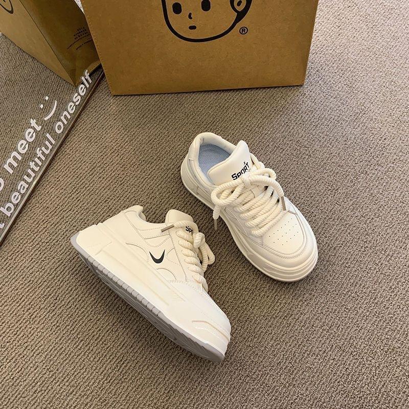 Маленькие белые туфли детские 2024 новые популярные на платформе спортивные кеды женские интернет-знаменитость универсальные повседневные модные весенне-летние