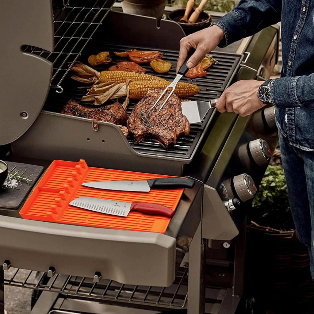 Silicone Mat for Blackstone, 16 * 11.5 In Food Grade Silicone Oven Tool Mat, Perfect Blackstone Grid Accessories.