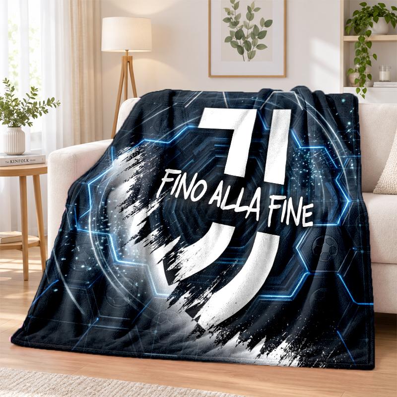 Juventus FC Printed Flannel Blanket Warm Comfort Bed Throw For Indoor Home Decoration