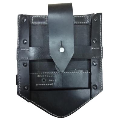 Немецкий складной чехол для лопаты из черной кожи - репродукция MU-IEY3-VQZO