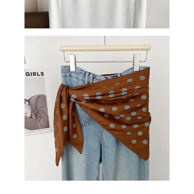 Classic Polka Dot Triangle Scarf Women Spring Summer Versatile Decorative Fashion Scarf