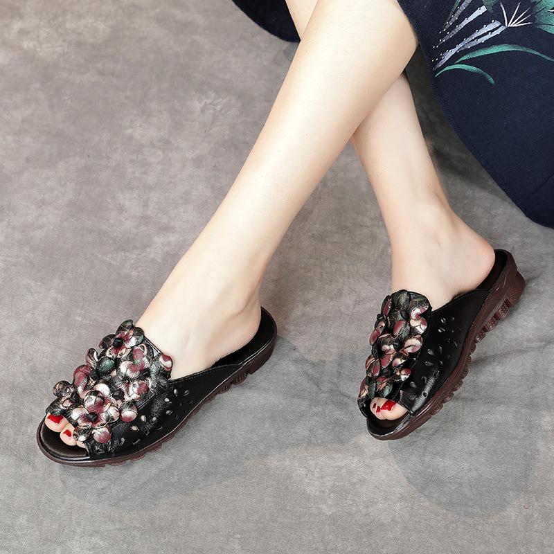 New Middle-aged and Old Leather Soft-soled Wedge Heel Ethnic Mother Shoes Small Floral Hollow Waterproof Table Wear Fish Mouth Sandals